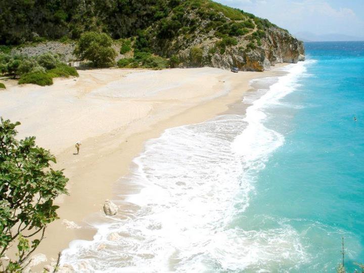 Mare Pensionat Himare